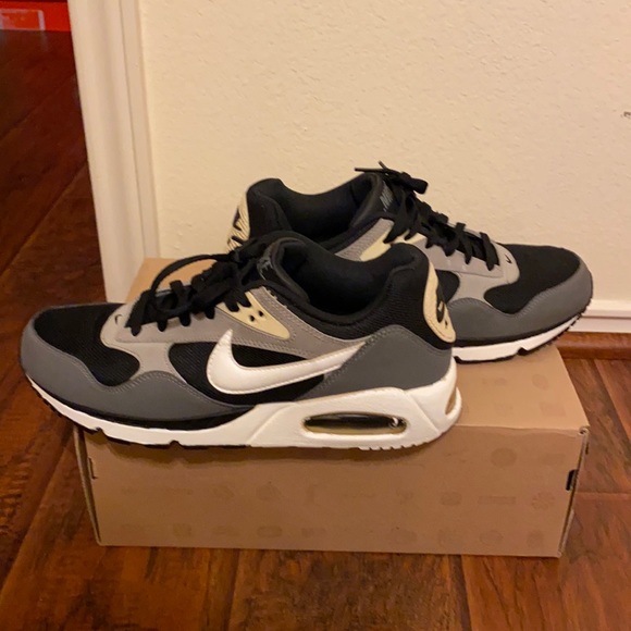 Nike Other - Nike Men’s Air Max Correlate Shoes